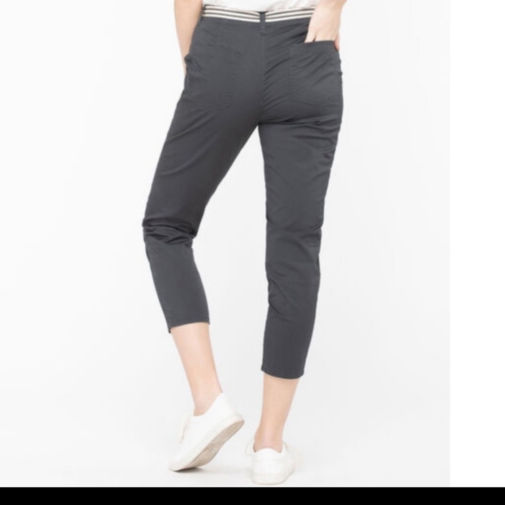 Utility Crop with Belt - Picture 2 of 3